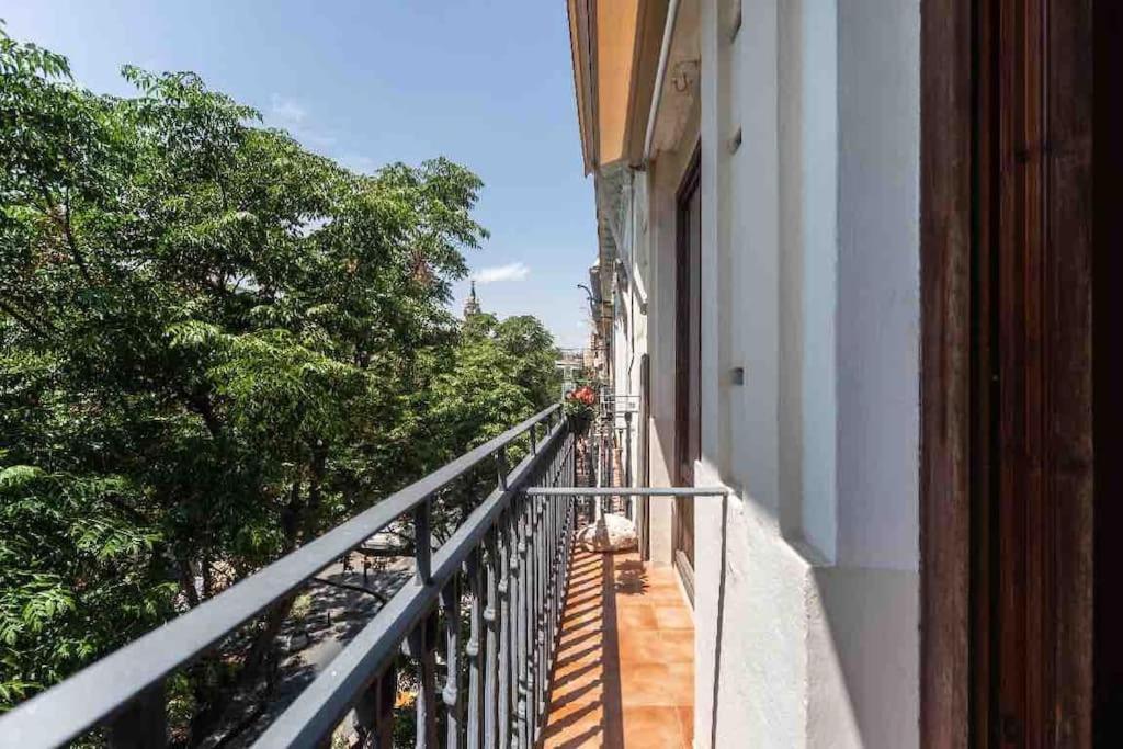 Central Market Beautiful Loft Valencia Bagian luar foto