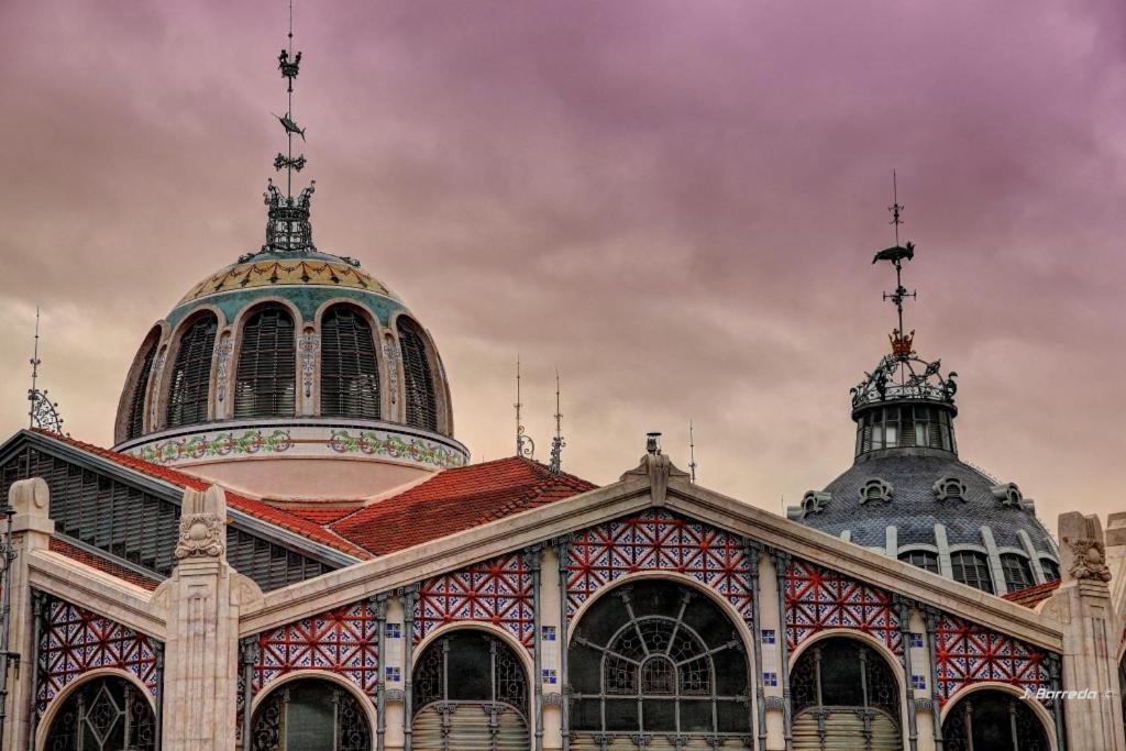 Central Market Beautiful Loft Valencia Bagian luar foto