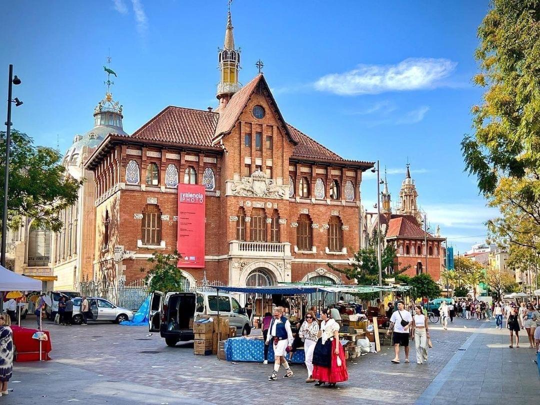 Central Market Beautiful Loft Valencia Bagian luar foto